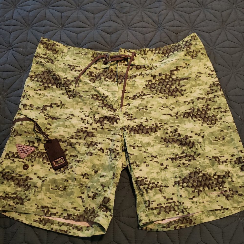 COLUMBIA MENS PFG FISHING BOARD SHORTS